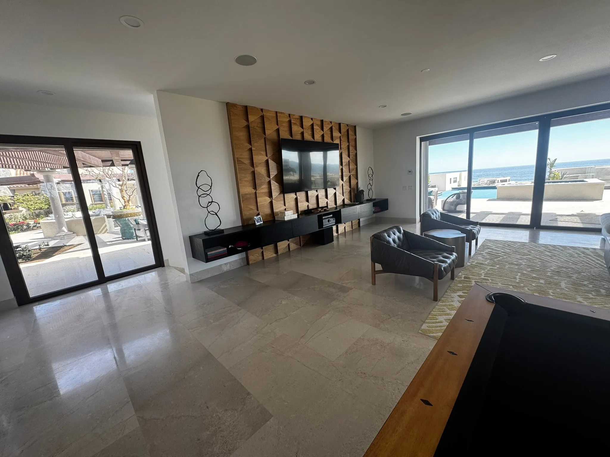 Compound - livingroom